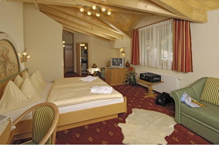 Hotel Jagdhof ラムサウ・アム・ダッハシュタイン 部屋 写真