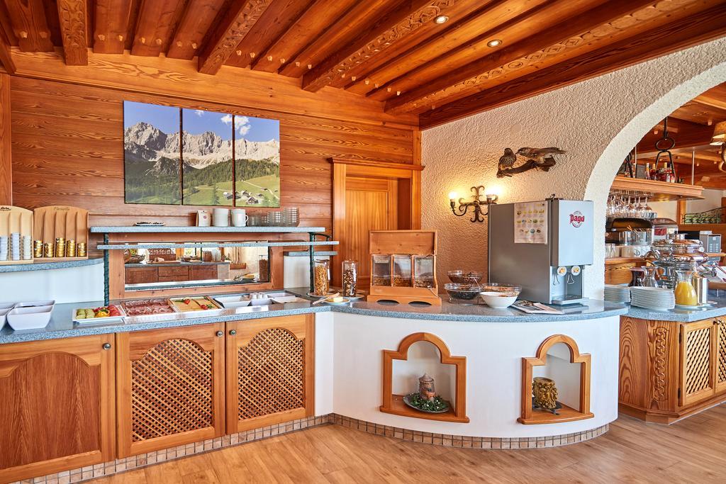 Hotel Jagdhof ラムサウ・アム・ダッハシュタイン エクステリア 写真